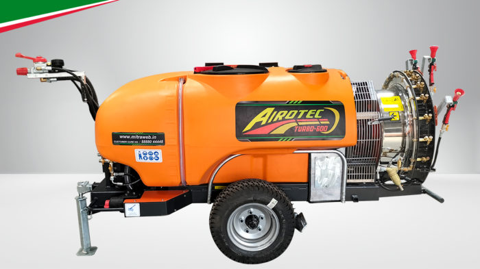 Mahindra vučena traktorska prskalica 600 L - Slika 1
